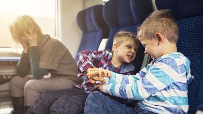 quy định về trẻ em đi du lịch nước ngoài